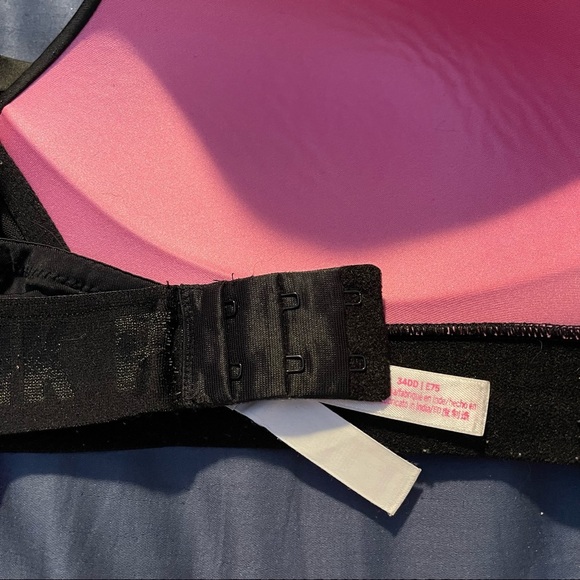 ✨PINK Victorias Secret Wear Everywhere T-Shirt Lightly Lined Bra✨ - Picture 4 of 7